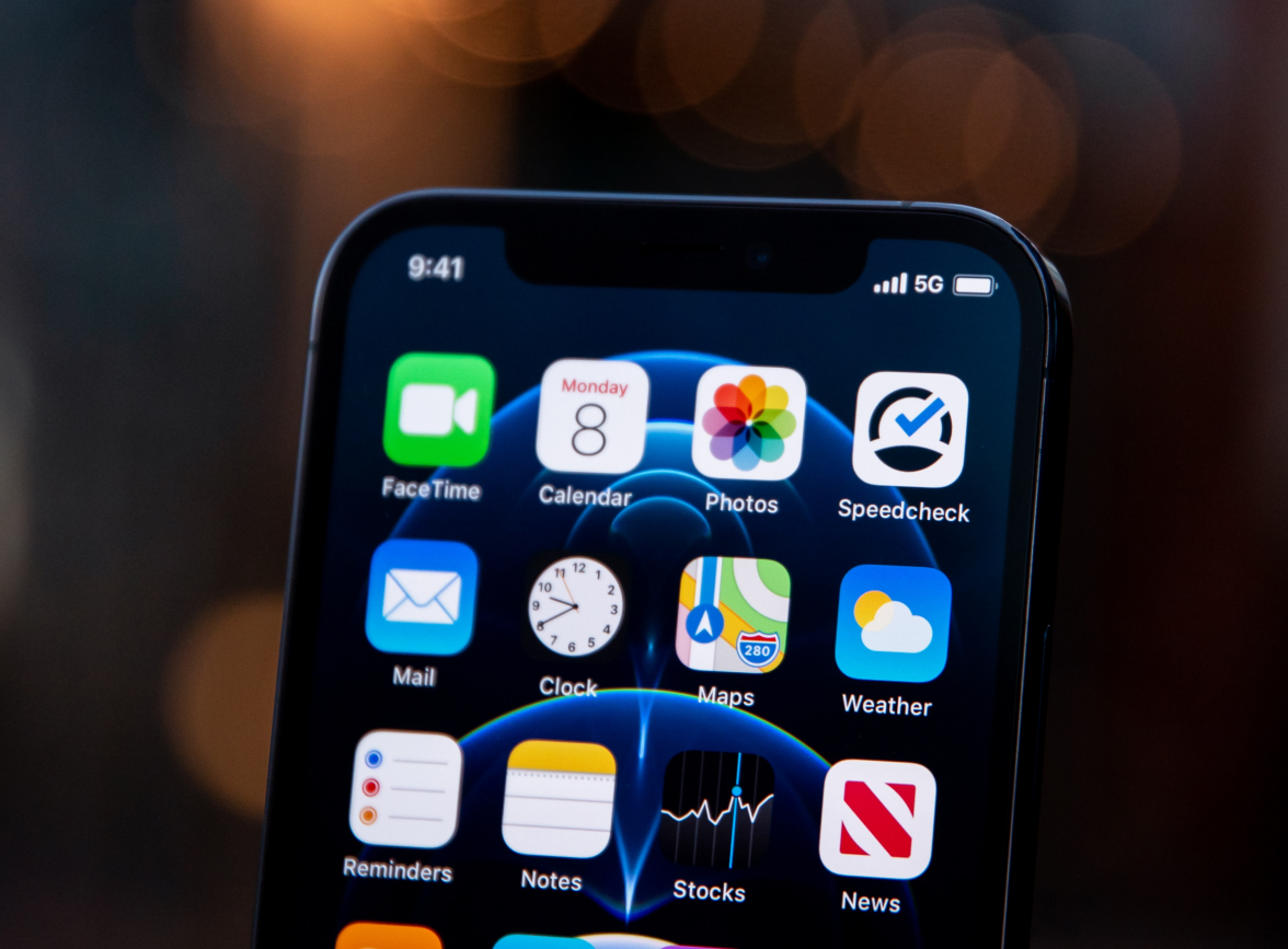 临汾苹果手机维修分享为什么 iPhone 12 在冬季会自动关机 